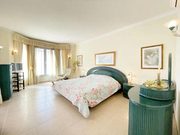 Casa independiente en calle Martín Pescador