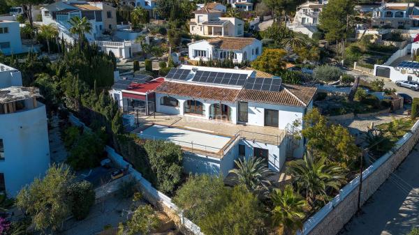 Casa independiente en calle Elche