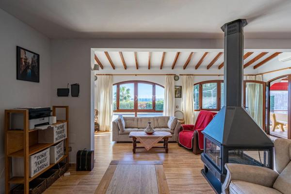 Casa independiente en calle Elche