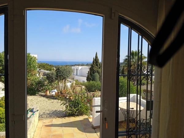 Casa independiente en calle Avellano, 6