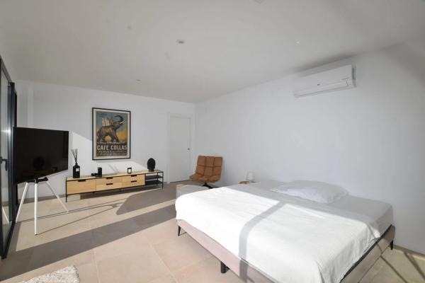 Casa independiente en calle Benirrama