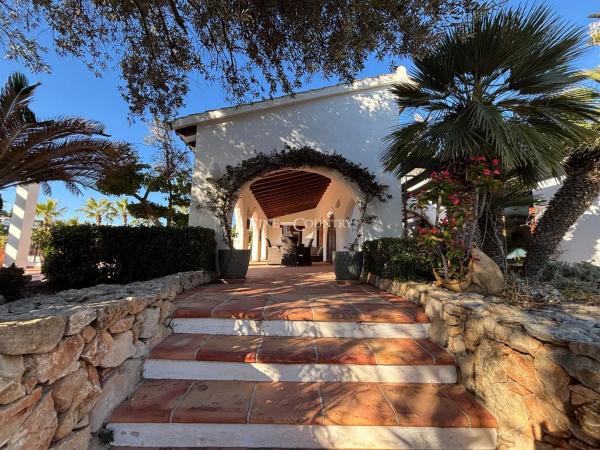 Casa independiente en calle Puerto de Somiedo