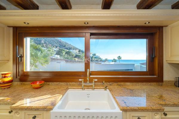 Casa independiente en calle Puerto de Somiedo