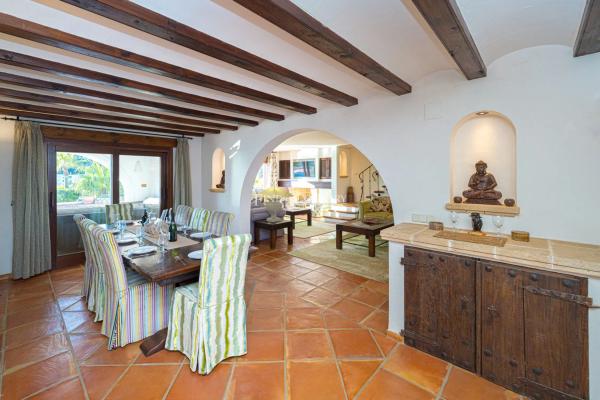 Casa independiente en calle Puerto de Somiedo