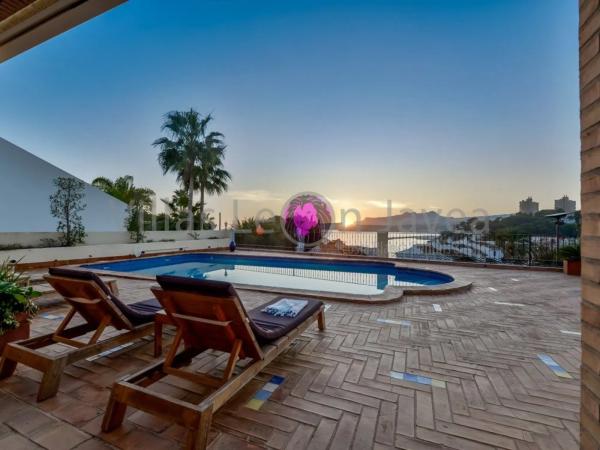 Casa independiente en calle Puerto del Sol