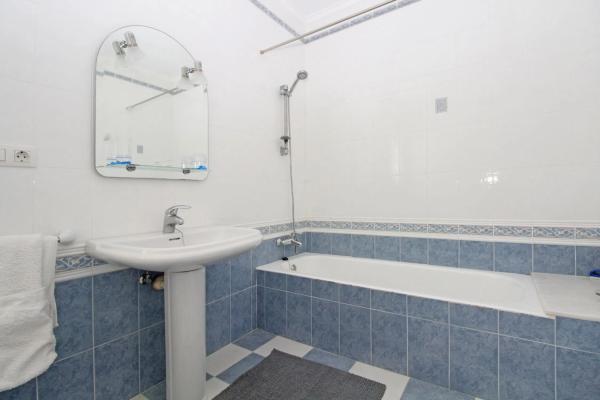 Casa independiente en calle Haya