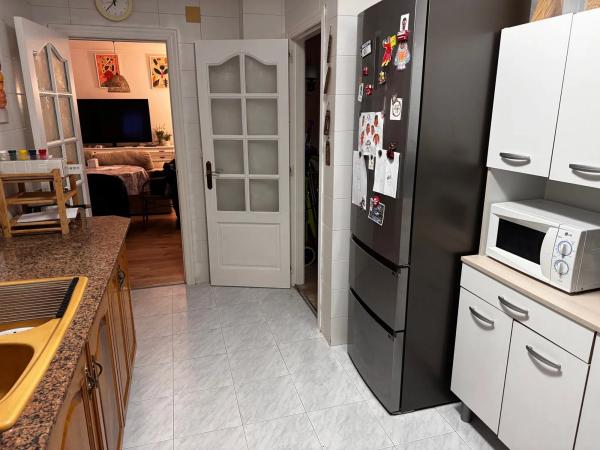 Piso en calle de la Iglesia, 11