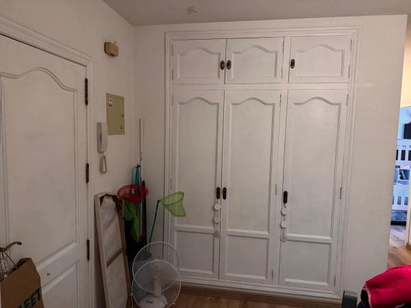 Piso en calle de la Iglesia, 11