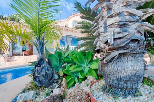 Casa independiente en calle Benigànim