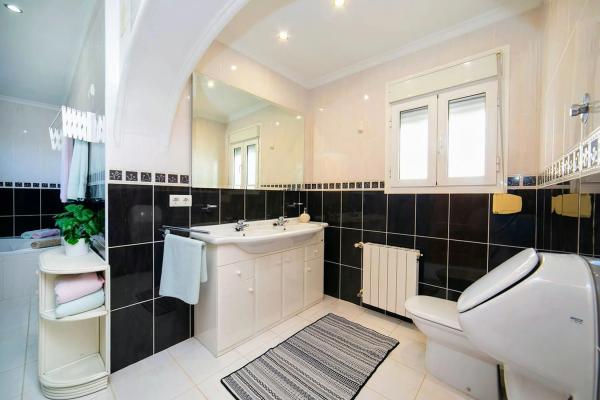 Chalet en Pinar de Advocat-Cometa