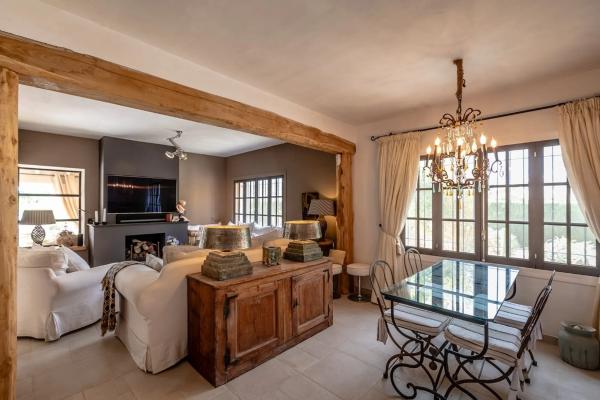 Casa independiente en calle Pintor Leonardo da Vinci