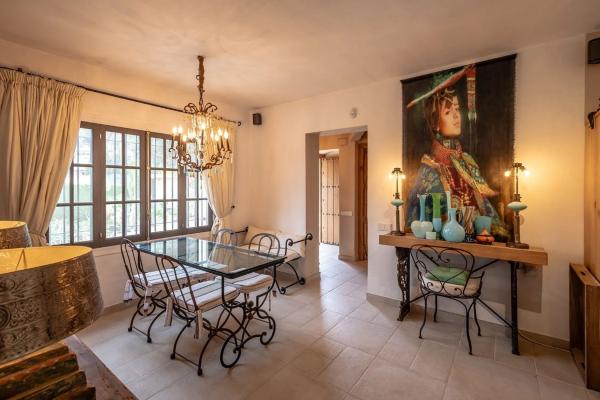 Casa independiente en calle Pintor Leonardo da Vinci