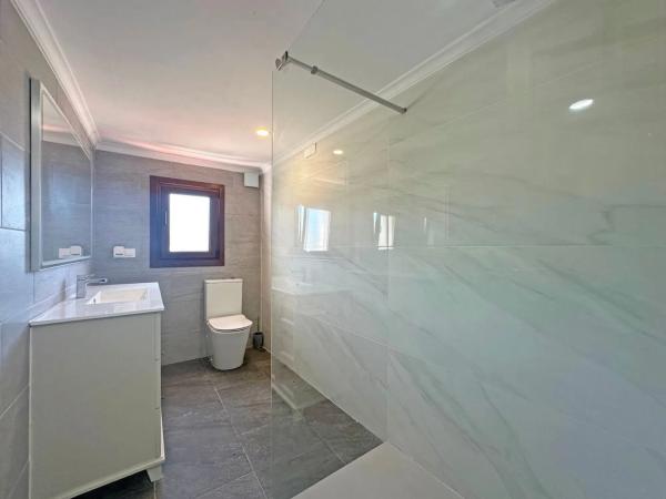 Casa independiente en camino de la Sabatera