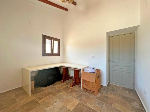 Casa independiente en camino de la Sabatera