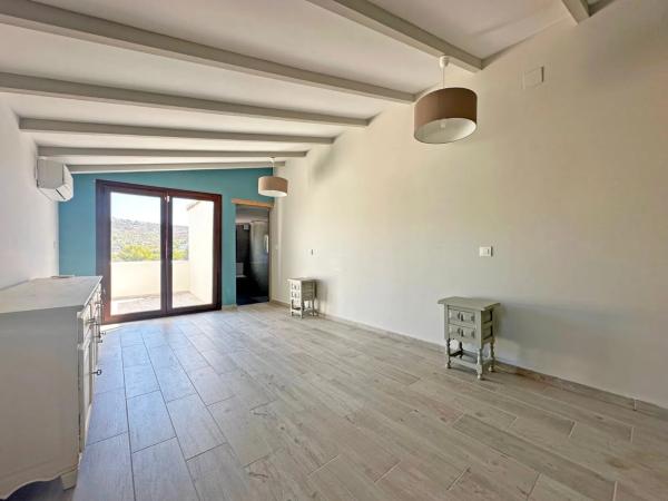 Casa independiente en camino de la Sabatera