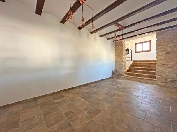 Casa independiente en camino de la Sabatera