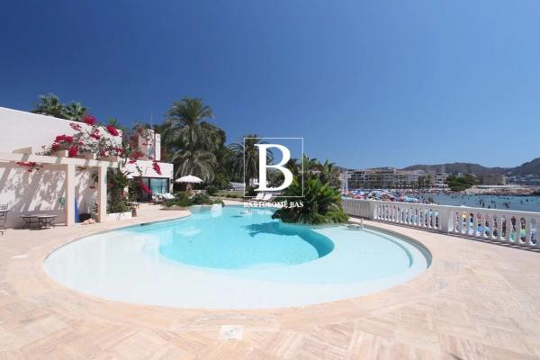 Casa independiente en calle Aitana