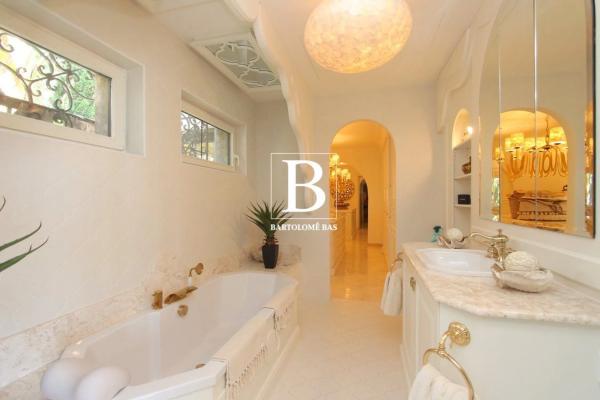 Casa independiente en calle Aitana