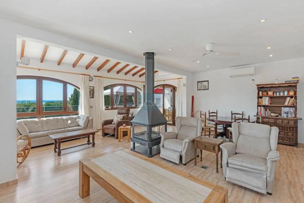 Casa independiente en calle Elche