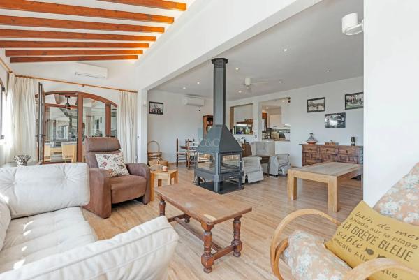 Casa independiente en calle Elche