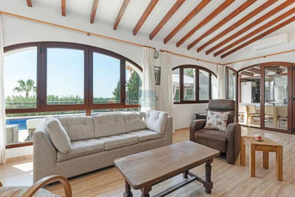 Casa independiente en calle Elche