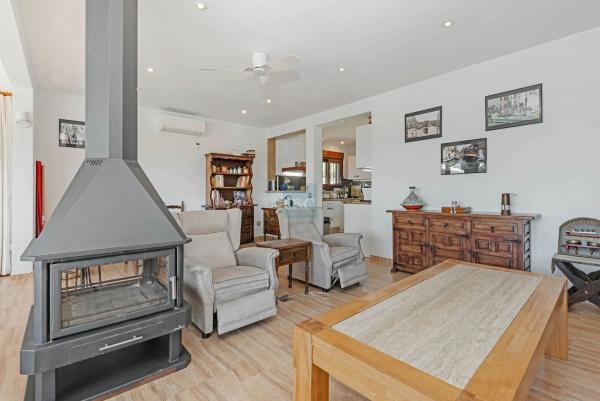 Casa independiente en calle Elche