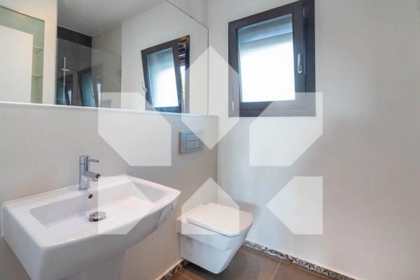 Casa independiente en calle Beniarjó