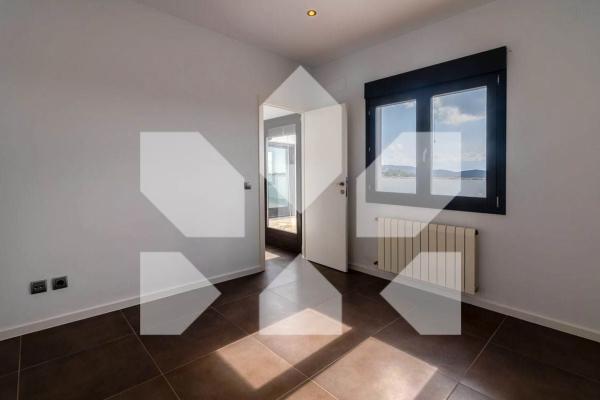 Casa independiente en calle Beniarjó