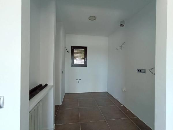 Casa independiente en calle Beniarjó