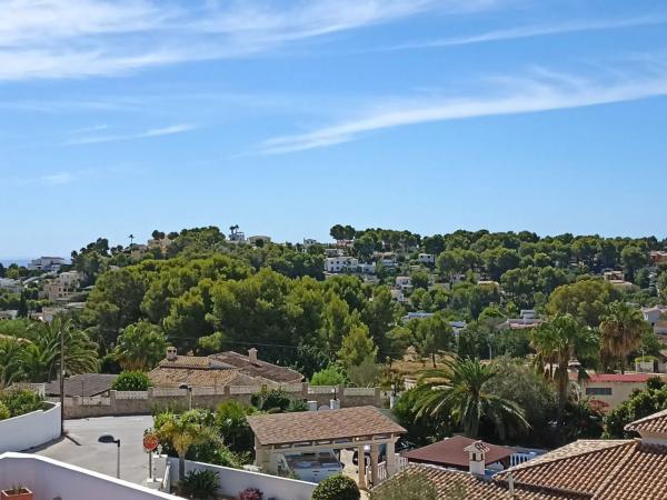 Casa independiente en calle Beniarjó