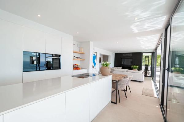 Casa independiente en camino Benirrama