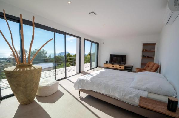 Casa independiente en camino Benirrama