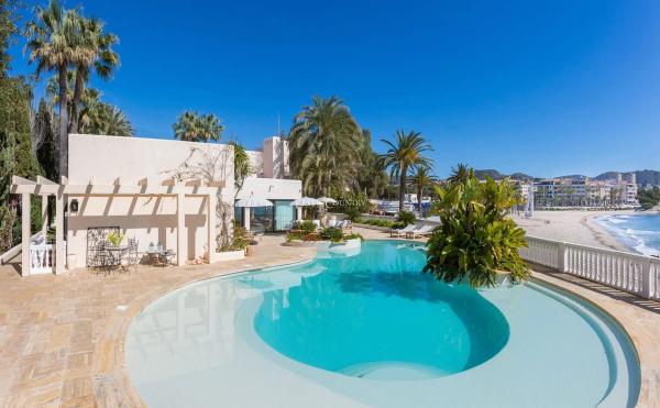 Casa independiente en carretera Moraira a Calpe