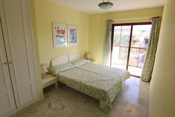 Piso en avenida De La Paz 14 3, 11