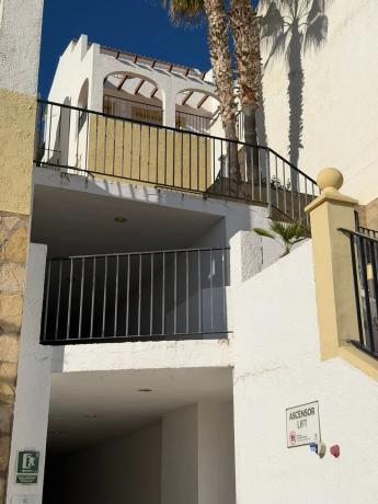 Chalet adosado en Partida Tosal de la Cometa