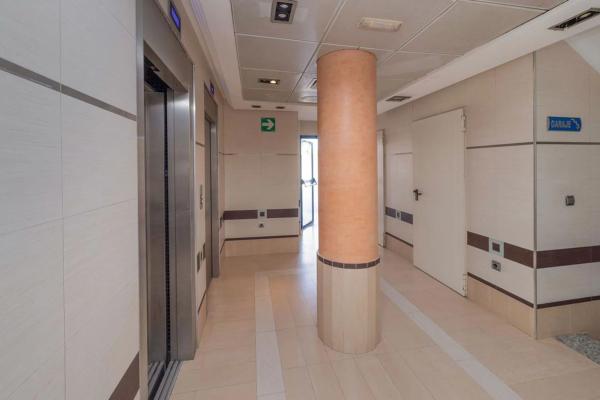 Piso en avenida Rosa de los Vientos