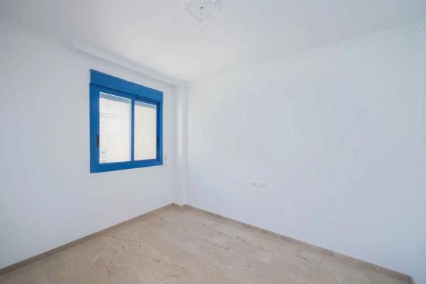 Piso en avenida Rosa de los Vientos