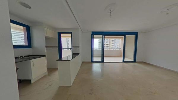 Piso en avenida Rosa de los Vientos