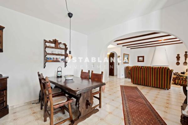 Chalet en Urbanización Canuta