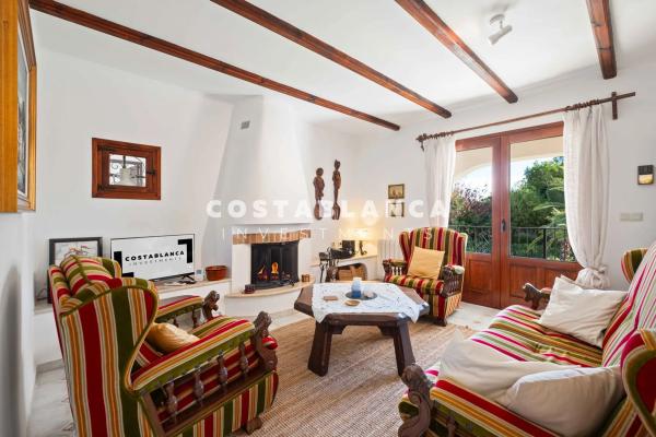 Chalet en Urbanización Canuta