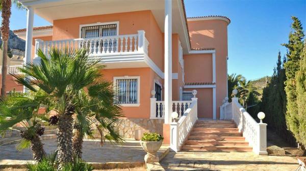 Casa independiente en Partida Maryvilla