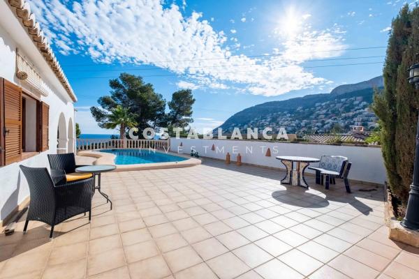 Chalet en Urbanización Canuta