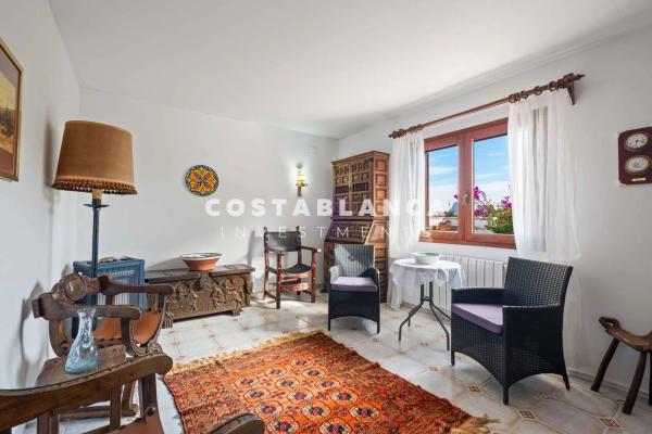 Chalet en Urbanización Canuta