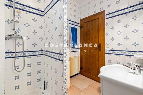 Chalet en Urbanización Canuta