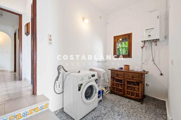 Chalet en Urbanización Canuta