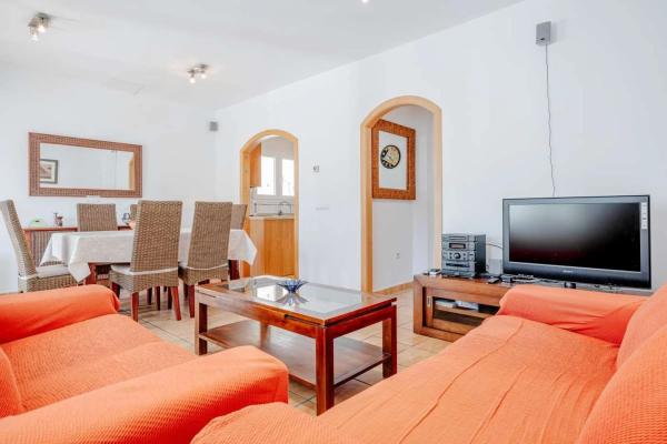 Chalet adosado en Urb Canuta, Resid. Canuta Mar (Puerto Blanco), Nº 1, 1