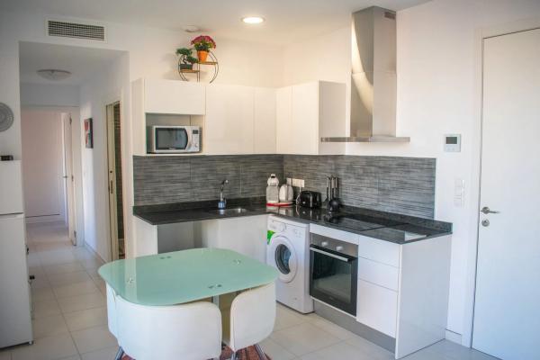 Piso en calle Dénia, 4