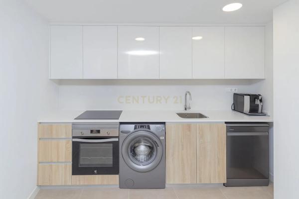 Piso en avenida de Rumania, 24