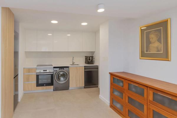 Piso en avenida de Rumania, 24