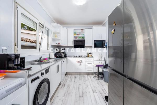 Chalet en Urbanización Gran Sol